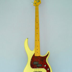 Bass-Guitar-Milestone-Peavey
